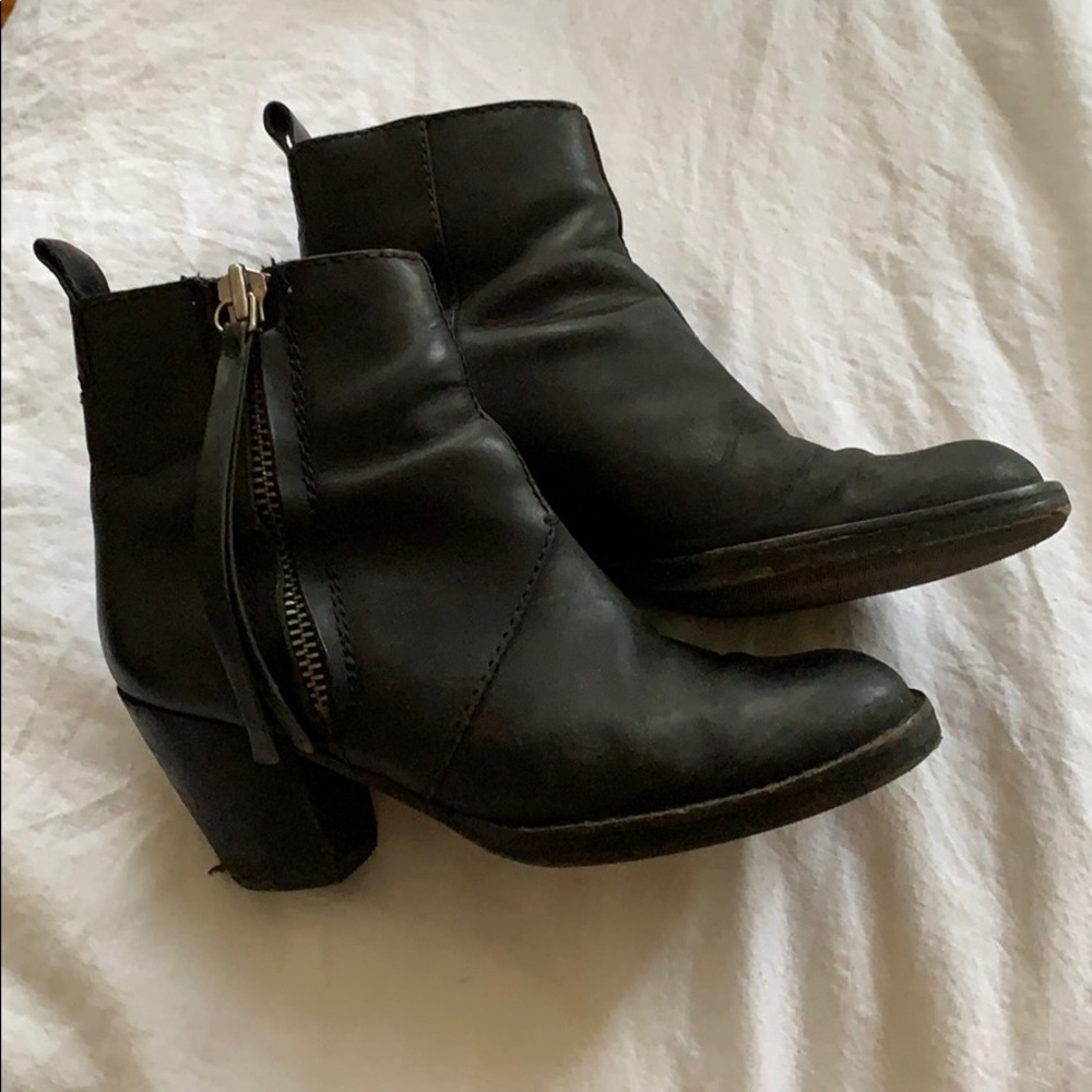 Acne Pistol Boots in Black Leather